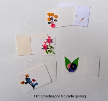 1.01 Chiudipacco filo carta quilling