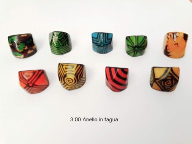 3.00 Anello in tagua