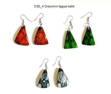 3.00_4 Orecchini tagua batik